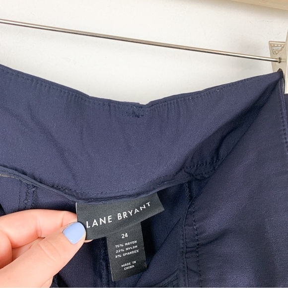 Lane Bryant 4-Season Navy Blue Capri Pants Sz 24 - Picture 7 of 9